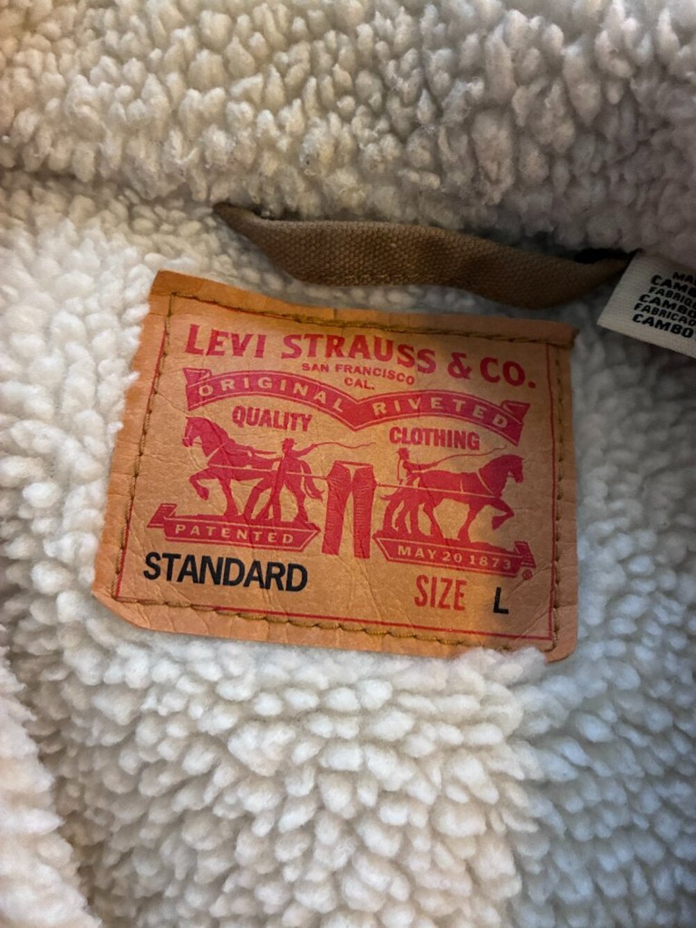 Levi Jacket - Picture 3 of 3